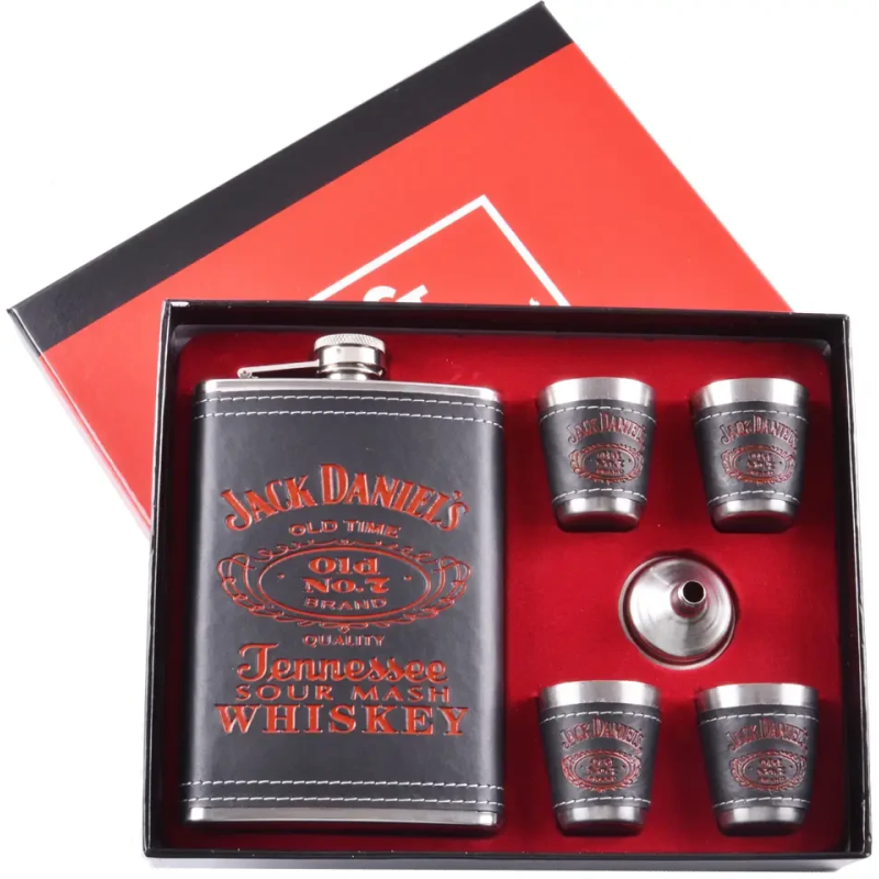 Подарунковий набір 6в1 “Jack Daniels“ - фляга, чарки, лійка, 256мл Подарунковий набір 6в1 “Jack Daniels“ - фляга, чарки, лійка, 256мл