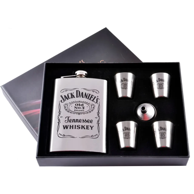Подарунковий набір 6в1 “Jack Daniels“ - фляга, чарки, лійка, 256мл Подарунковий набір 6в1 “Jack Daniels“ - фляга, чарки, лійка, 256мл