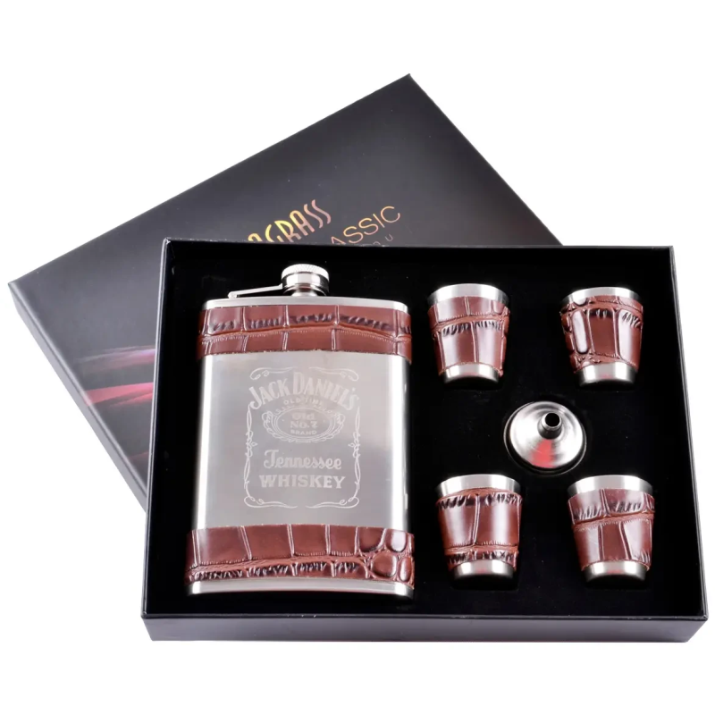 Подарунковий набір 6в1 “Jack Daniels“ - фляга, 4 чарки, лійка, 256мл
