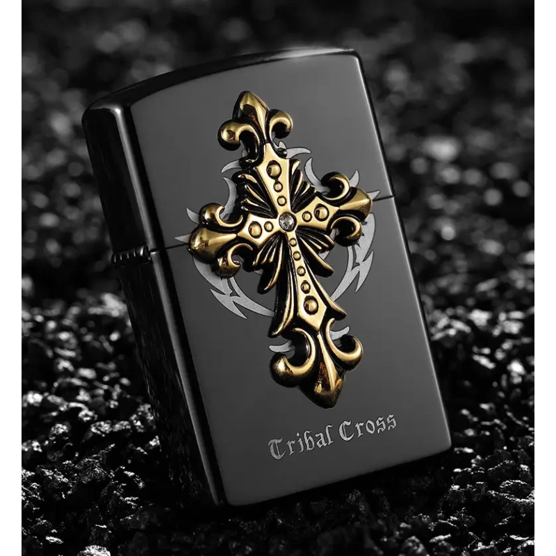 Запальничка бензинова “Zorro Cribal Cross“, колір - чорний з золотом Запальничка бензинова “Zorro Cribal Cross“, колір - чорний з золотом
