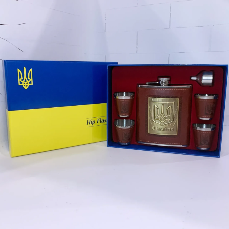 Подарунковий набір із флягою та рюмками Україна Подарунковий набір із флягою та рюмками Україна