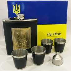 Подарунковий набір фляга «Україна» з чарками та лійкою Black