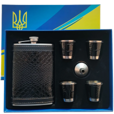 Подарунковий набір: Фляга 9oz з чарками у шкіряному стилі (6 предметів)